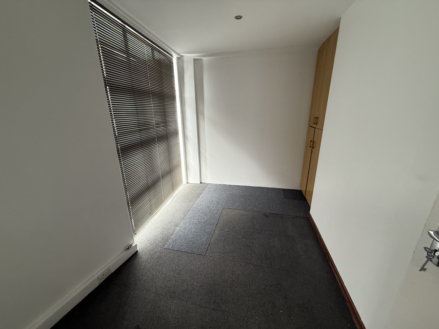 Commercial Property for Sale in Parow East Western Cape